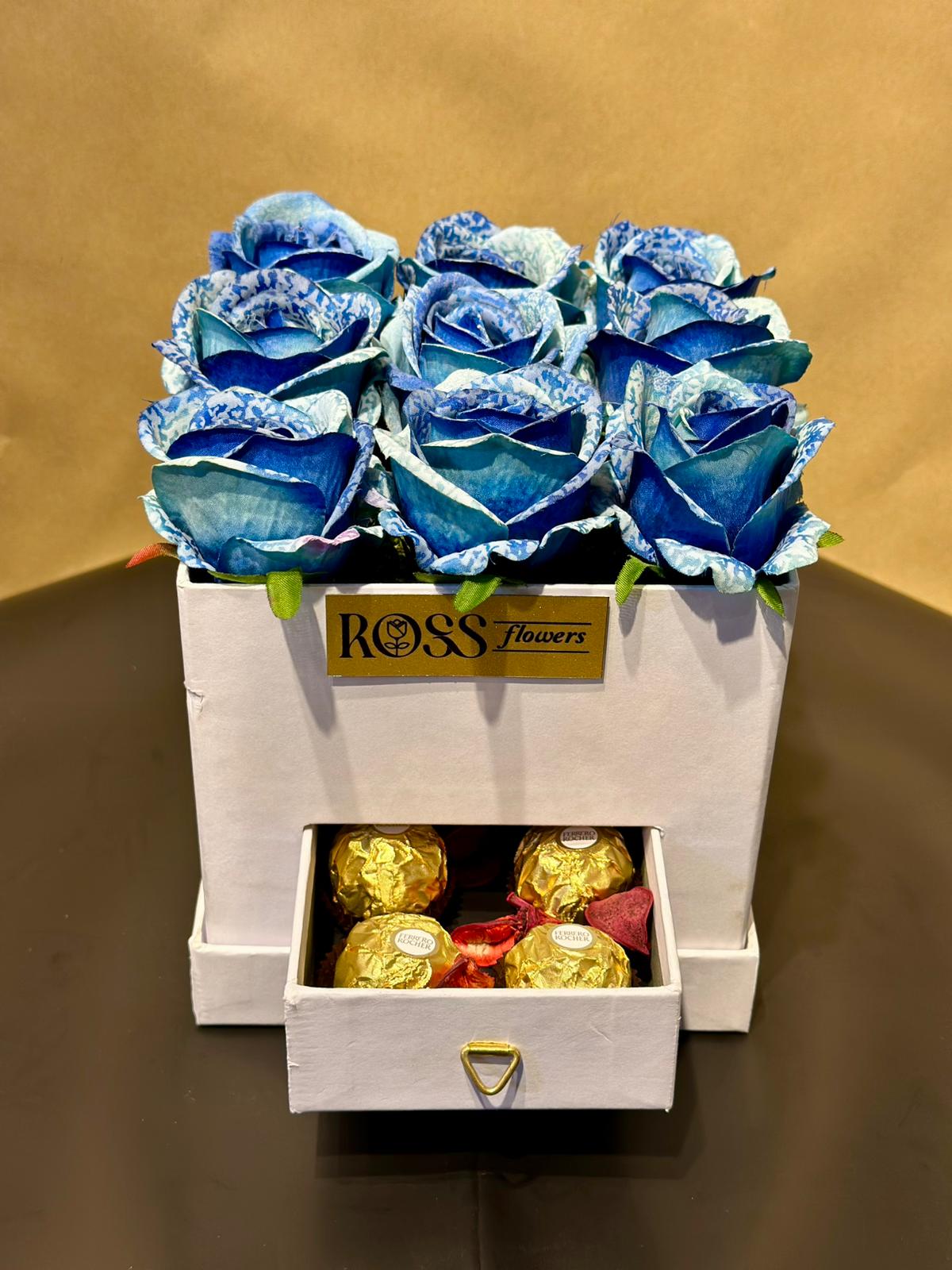 Mavi Gül, Çikolatalı Kutu